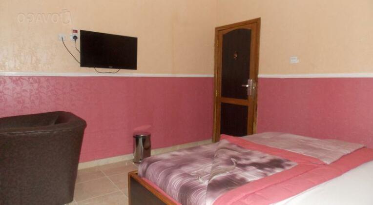 Chrisolik Hotel Limited - Photo5