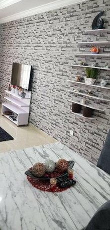 High Garden Apartment - Photo2