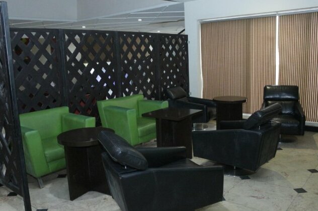 Olive Branch Hotel - Photo3