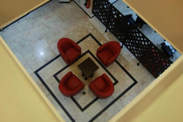 Olive Branch Hotel - Photo5