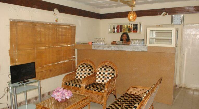 Opami Suites - Photo3