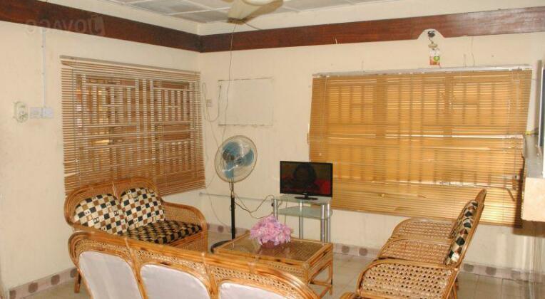 Opami Suites - Photo4