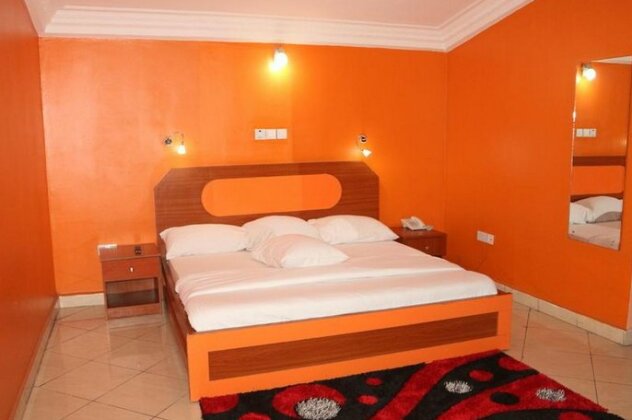 Royal Charlin Hotel and Suites - Photo2