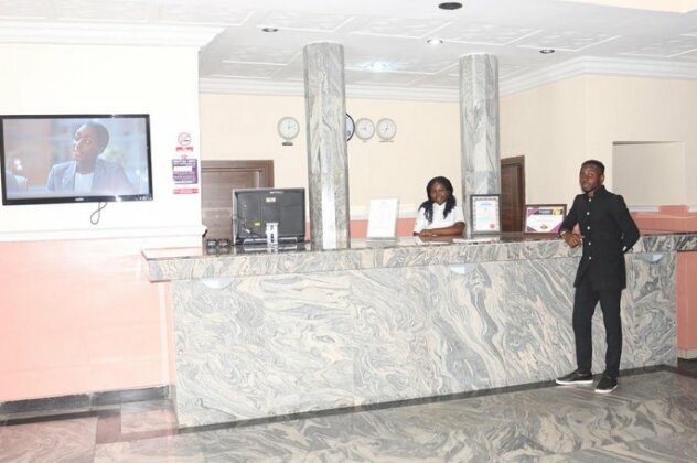 Royal Charlin Hotel and Suites - Photo5