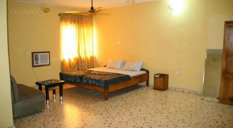 Crown Alexandral Hotel - Photo5