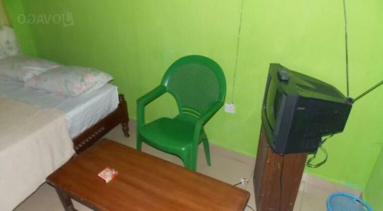 Esteem Guest House - Photo4