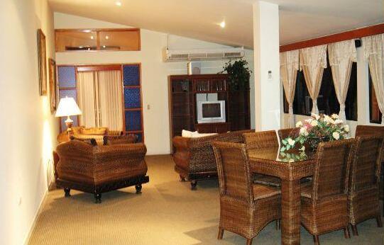 Hotel Oasis Bluefields - Photo2