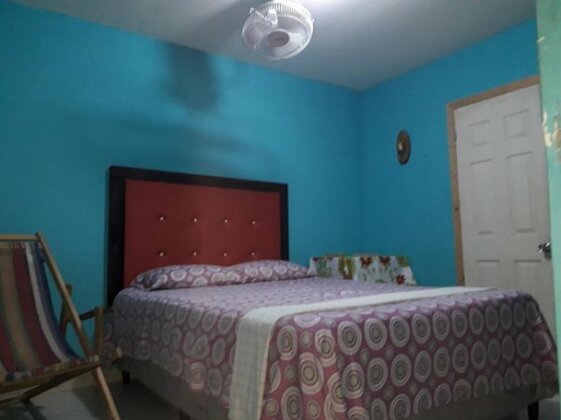 Hostal feel at home - Photo2