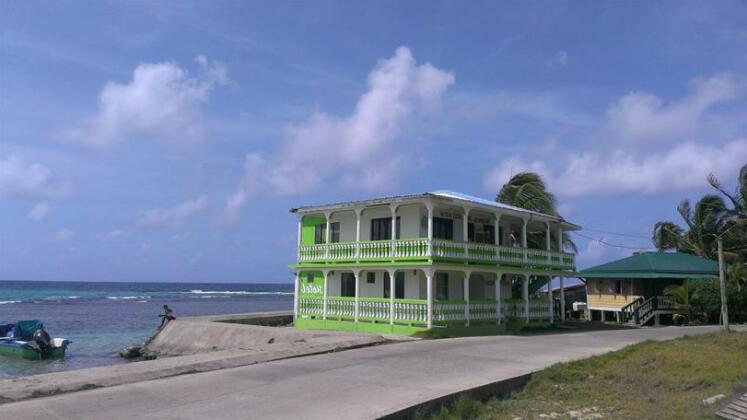 Mimundo Corn Island Hostel