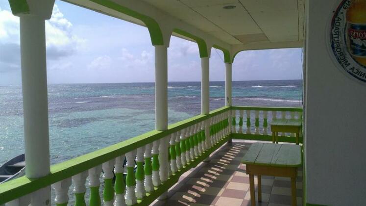 Mimundo Corn Island Hostel - Photo2