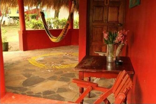 Paraiso Beach Hotel - Photo3