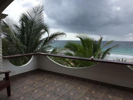 Sea Star Spa & Cabanas - Photo5