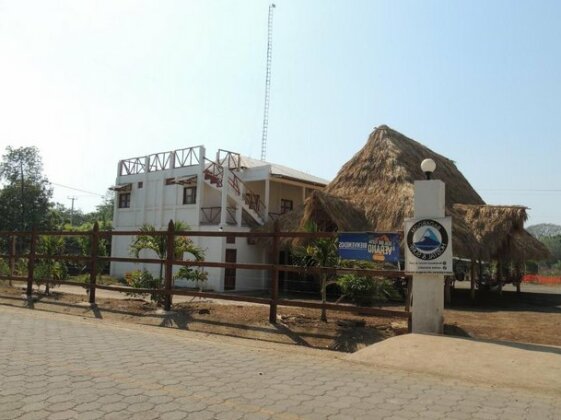 Badaboom Hostal & Surf - Photo5