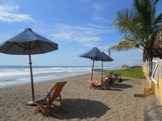 Beach Hostal Oasis - Photo2