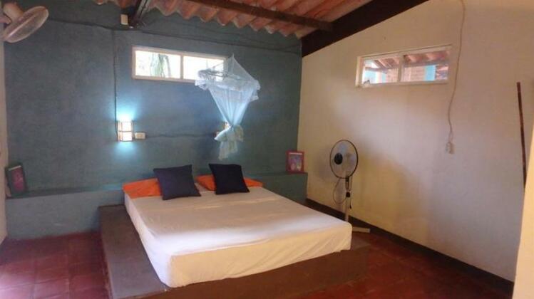 The Lazy Turtle Hotel and Restaurant - Photo4