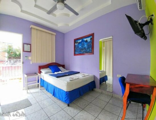 Arce's Hotel - Photo2