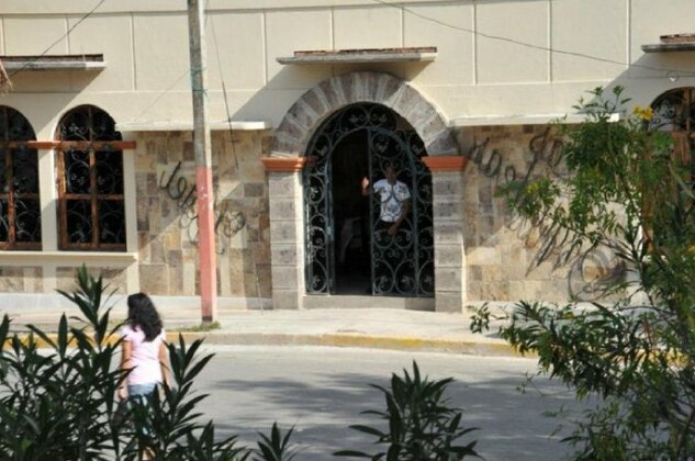 Photo 3