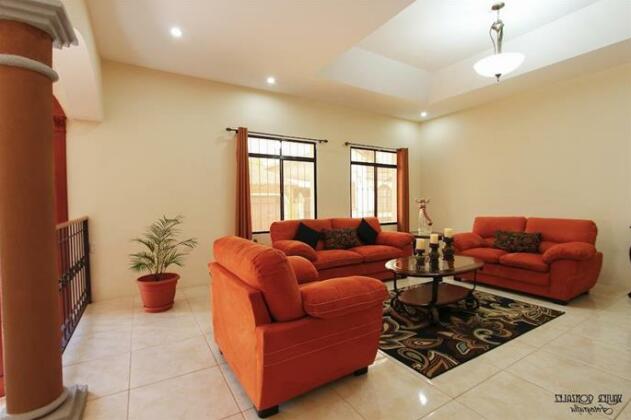 Marias Bed & Breakfast - Photo4