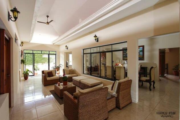 Marias Bed & Breakfast - Photo5