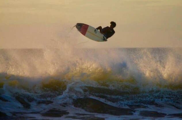 Bananoz Surfhouse - Photo2