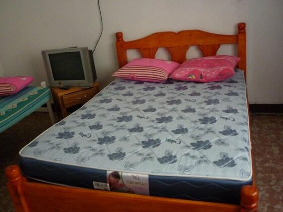 Hostal Center - Photo3