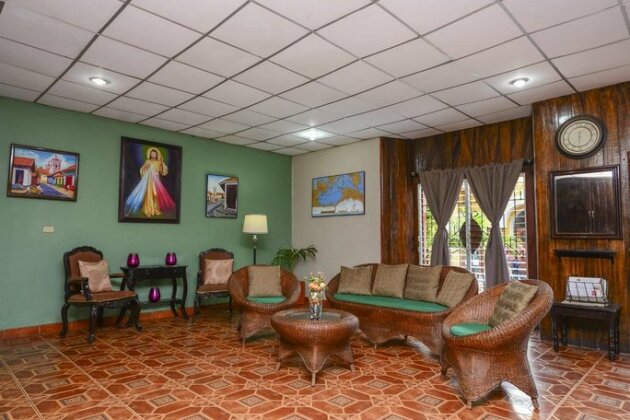 Hotel Libano Leon - Photo2