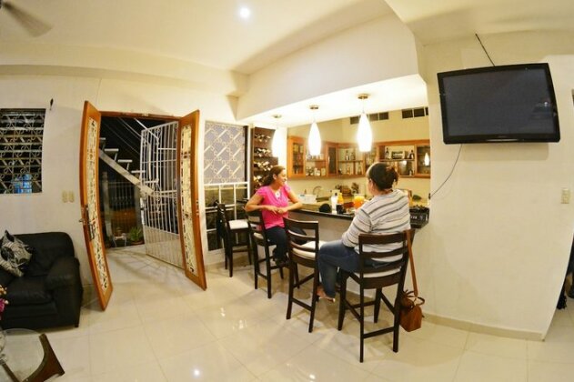 Hostal Santa Martha Managua - Photo3