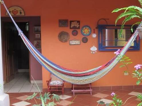Hostel Casa El Roble - Photo2