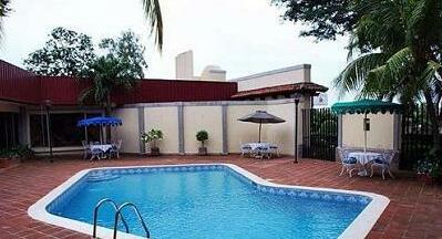 Hotel Estrella - Photo2