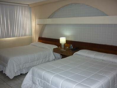 Hotel Estrella - Photo5