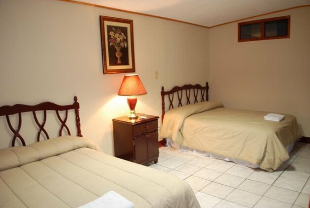 Hotel Montserrat - Photo2