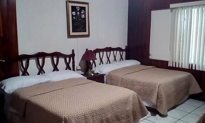 Hotel Montserrat - Photo3