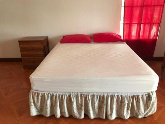 Private room close to Airport 1 - Photo5