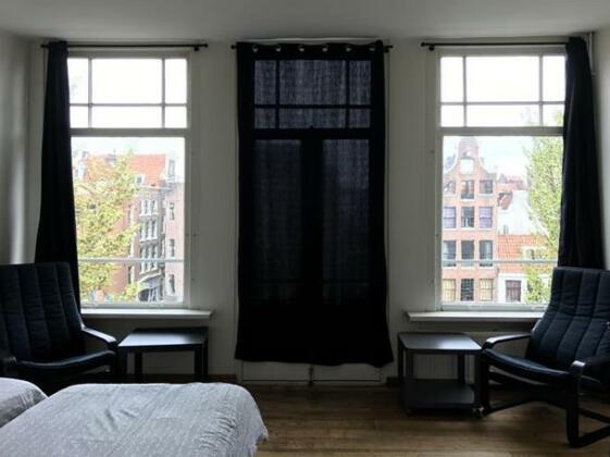 Amsterdam Extreme Guesthouse