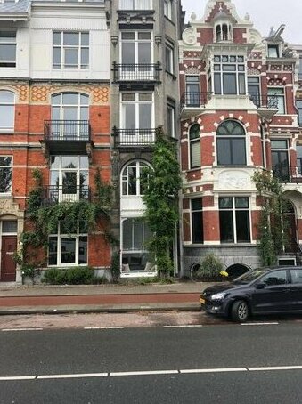 Apartment in 'De Pijp' district in Amsterdam