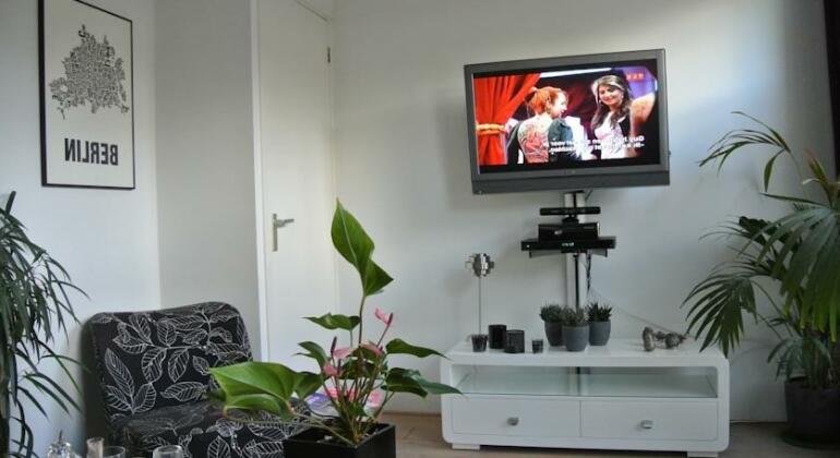 Appartment With Terrace - Photo2