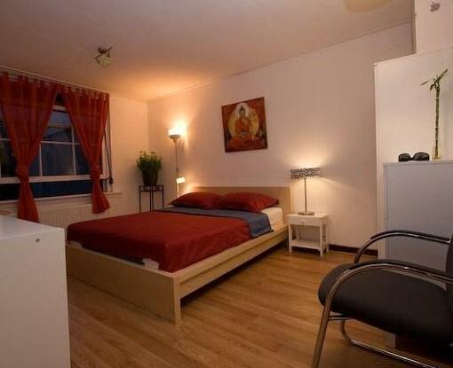 Bayan Bed & Breakfast Guesthouse Amsterdam