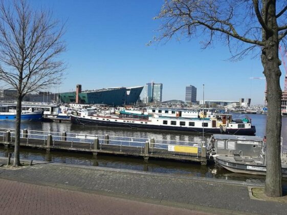 Botel Elodie