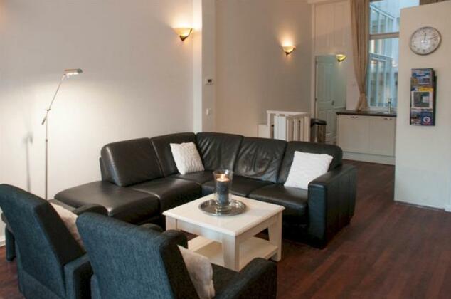 Chariot Amsterdam - canal apartment - Photo4