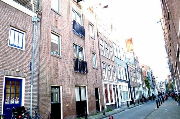 Ground floor Jordaan Apartment