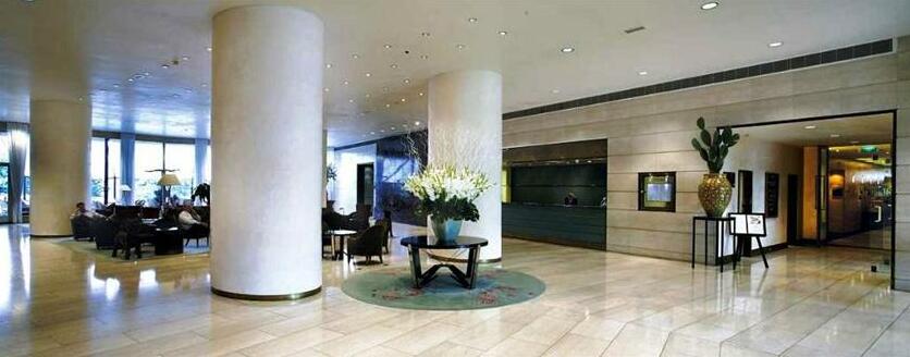 Hilton Amsterdam - Photo2