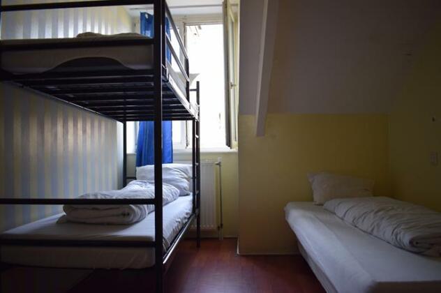 Hostel Sleep Inn - Photo3