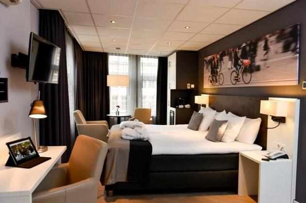 Hotel Amsterdam De Roode Leeuw - Photo4