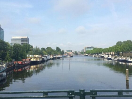 Houseboat Tante Piet