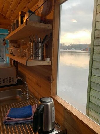 Houseboatroom - Photo2
