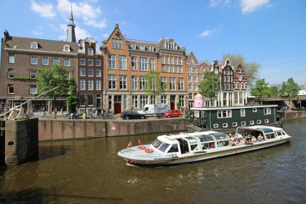 Huge 3 bedroom apartment in Jordaan near CS