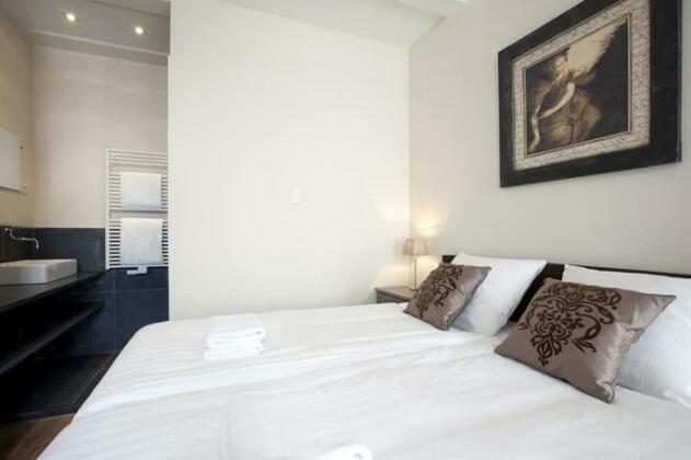 Hugo Apartments - Photo4