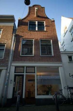 Jordaan Orange House Apartment