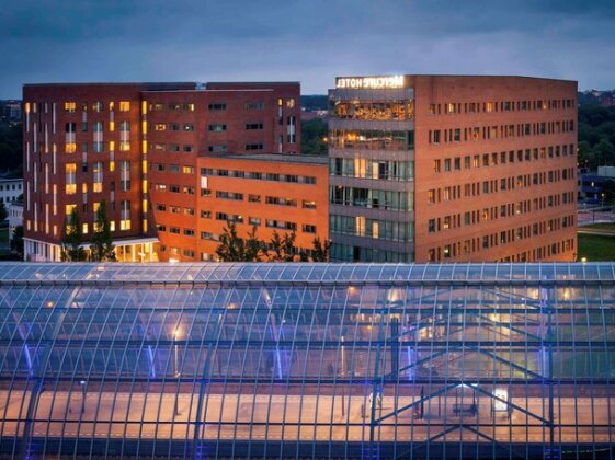 Mercure Amsterdam Sloterdijk Station