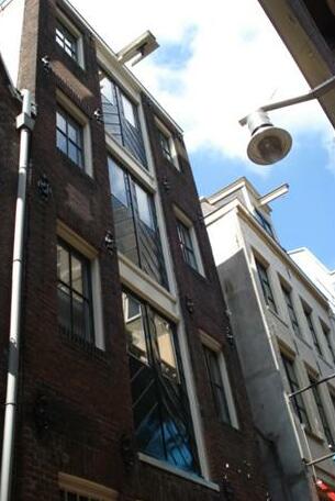 Old City Amsterdam Bed and Breakfast - Photo2